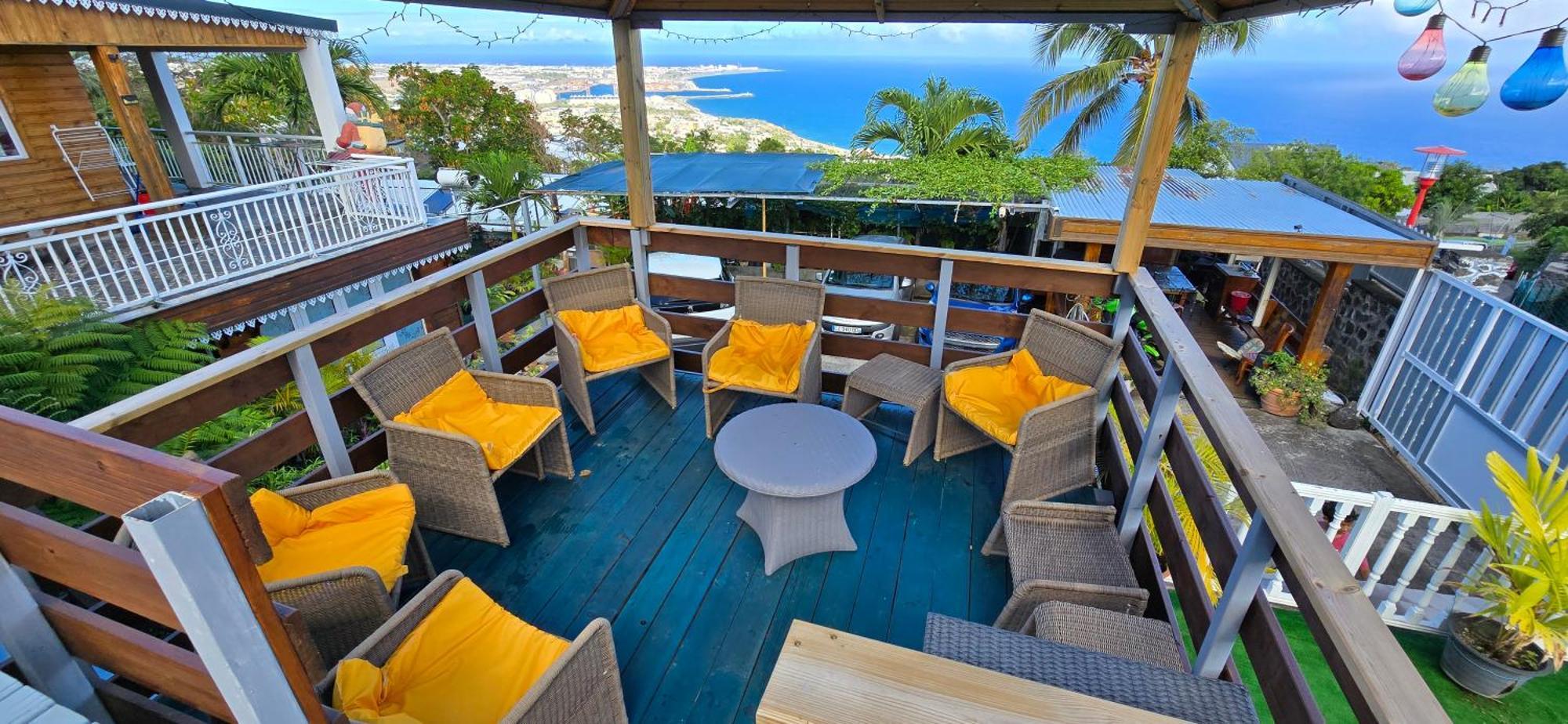 Sous Le Soleil De La Reunion Hotel Ла Посесион Екстериор снимка